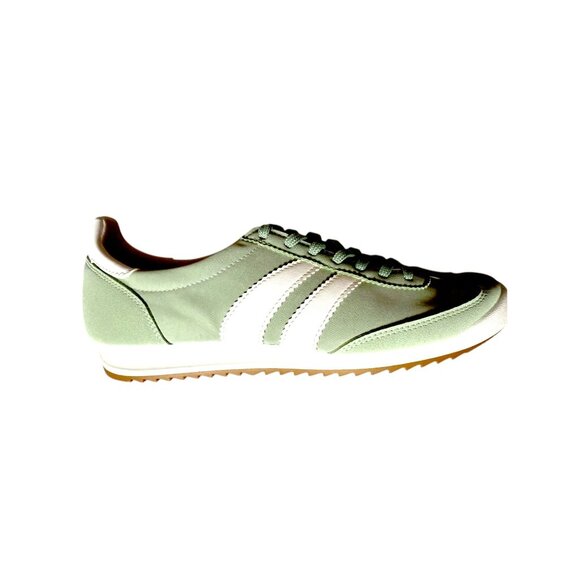 Steve Madden Madden Girl Sage Green/White Retro Runner Sneakers Size 9 NWOB - Picture 6 of 8